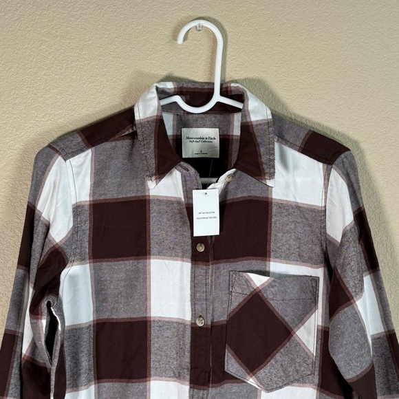 Abercrombie & Fitch Brown and White Plaid Button Down Flannel Shirt - Picture 3 of 7